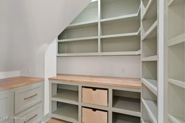 $549,900 | 53 Pipestone Pass, Sumrall, MS 39482