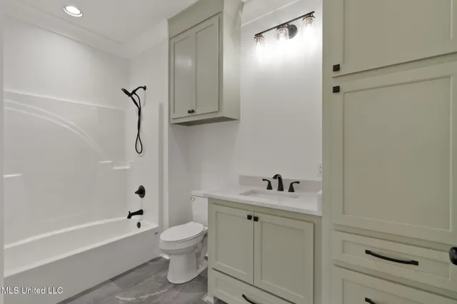 $549,900 | 53 Pipestone Pass, Sumrall, MS 39482