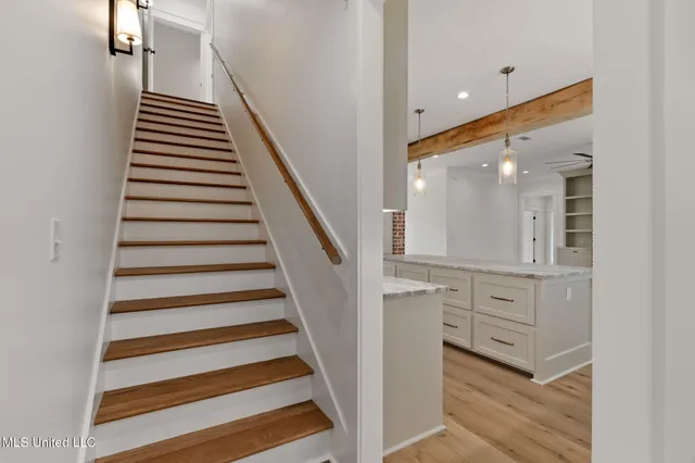 $549,900 | 53 Pipestone Pass, Sumrall, MS 39482