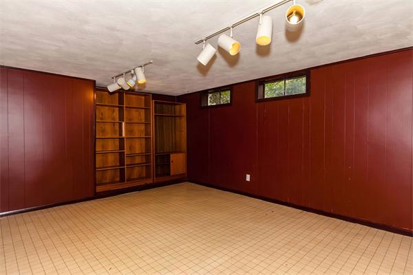 20 Linden Road Sudbury, MA 01776 - Photo 13 of 18 Gallery Image 13