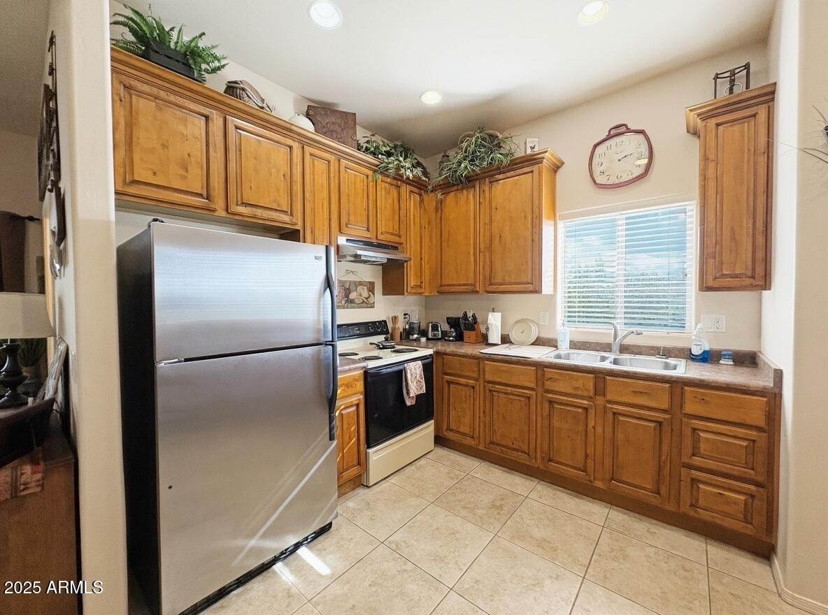 1033 East Irvine Road, Unit B Phoenix, AZ 85086 - Photo 9 of 19 Photo #9