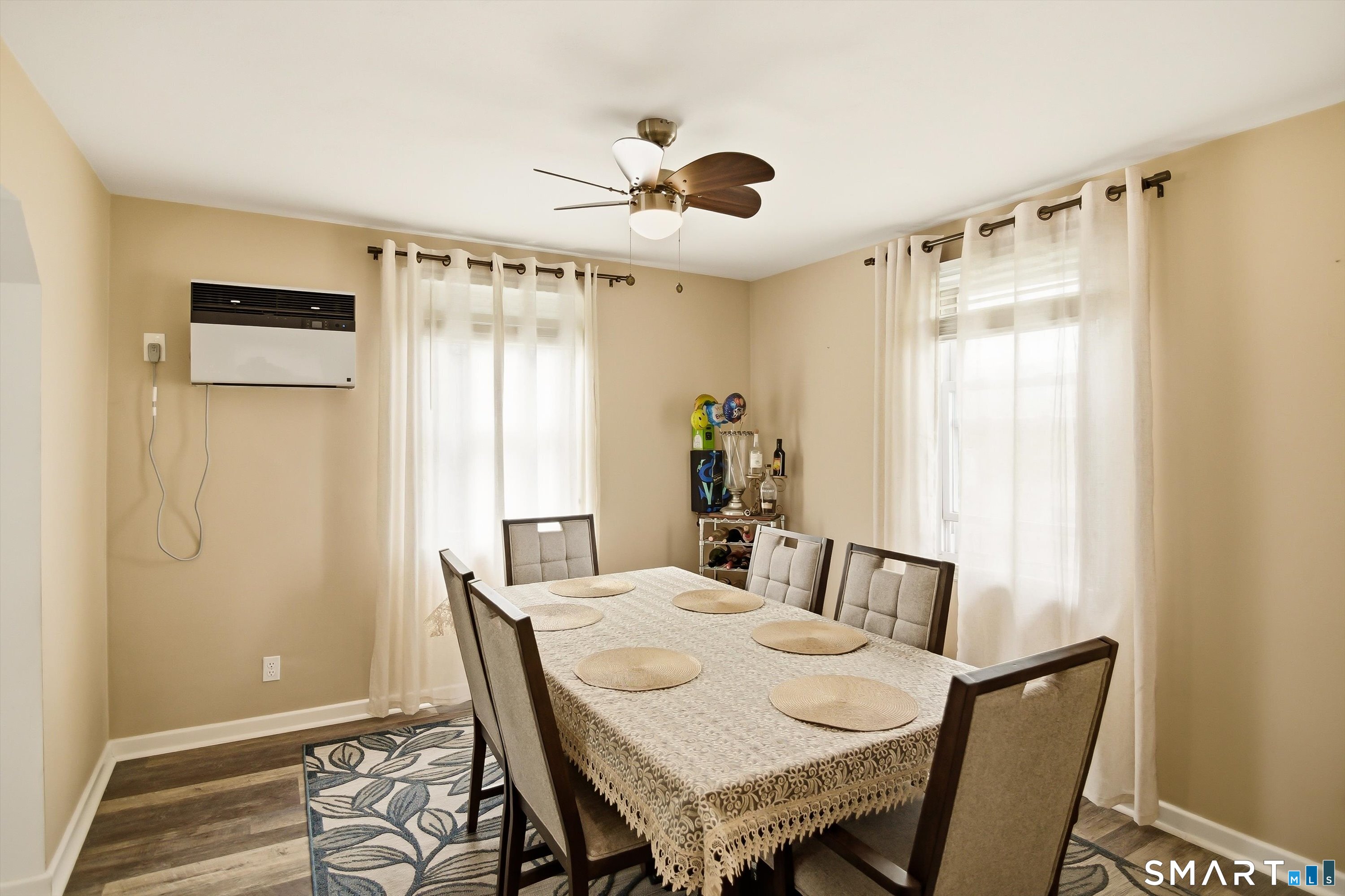 506 Lighthouse Road New Haven, CT 06512 - Photo 15 of 40