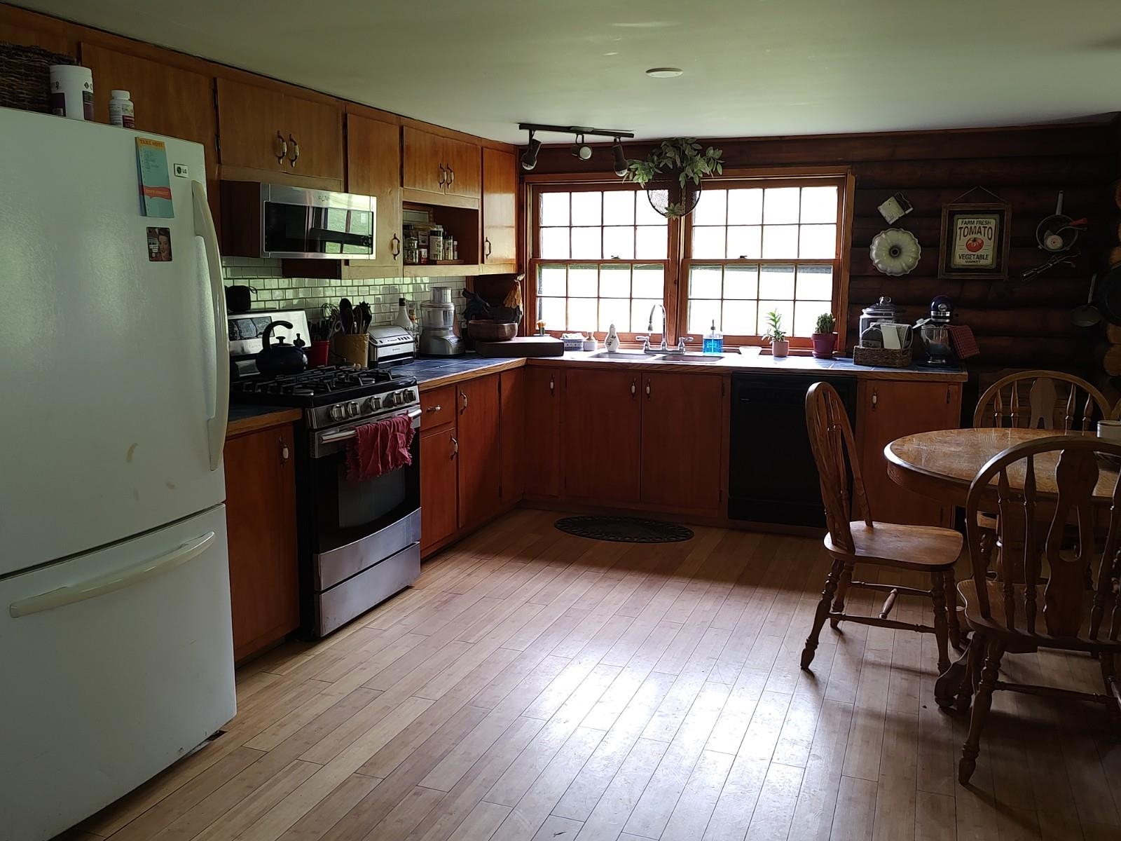 2695 Halfway Brook Road Brookfield, VT 05036 - Photo 8 of 38