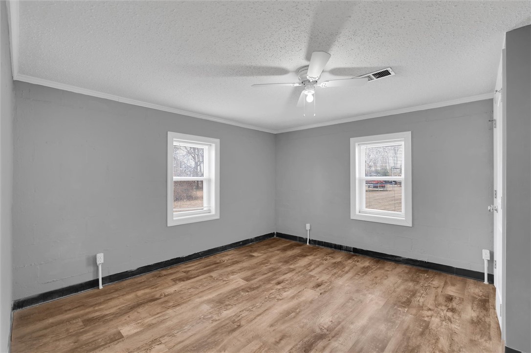 20 Sanders Street Honea Path, SC 29654 - Photo 16 of 26