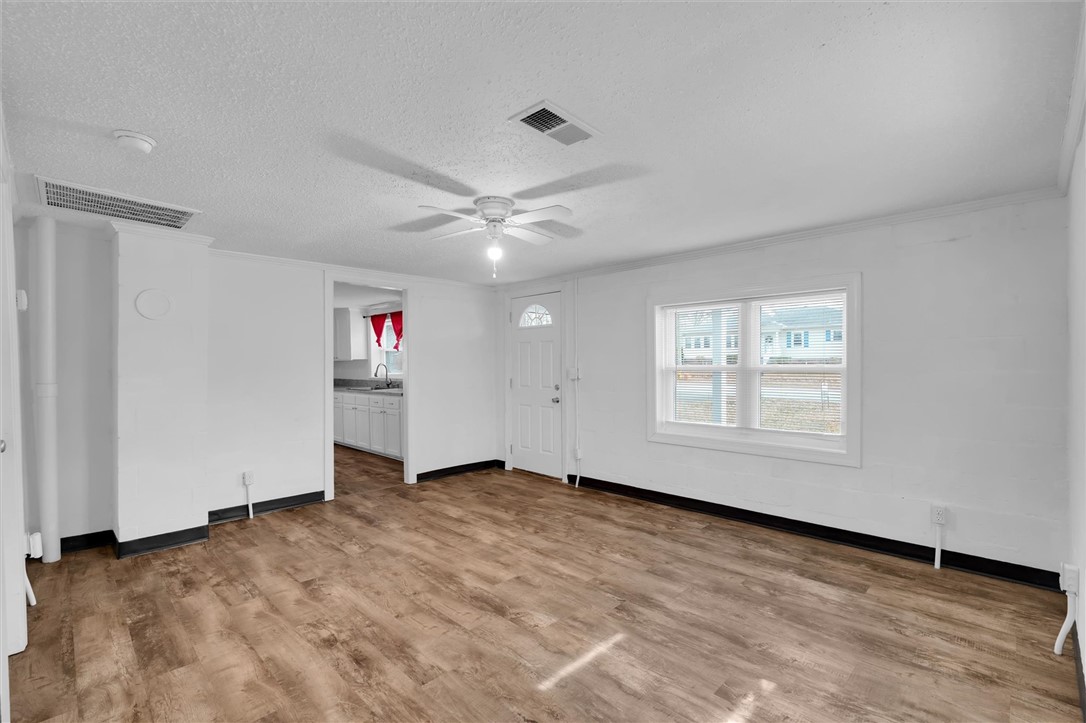 20 Sanders Street Honea Path, SC 29654 - Photo 7 of 26