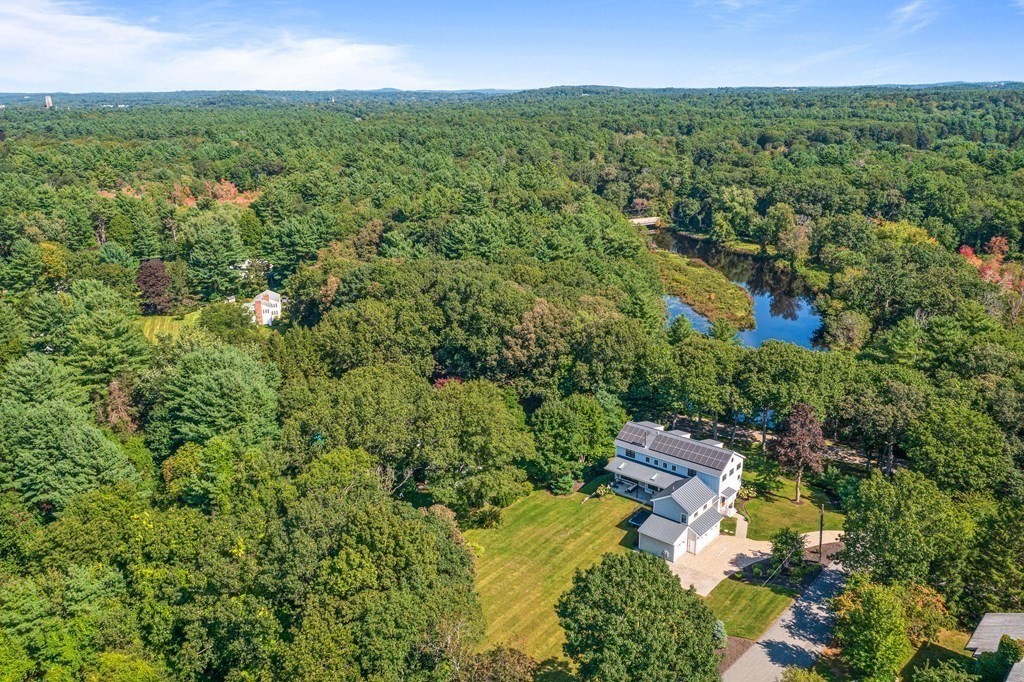 14 Beldon Road Dover, MA 02030 - Photo 3 of 32