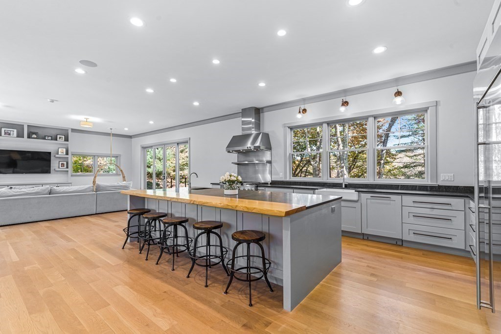 14 Beldon Road Dover, MA 02030 - Photo 5 of 32