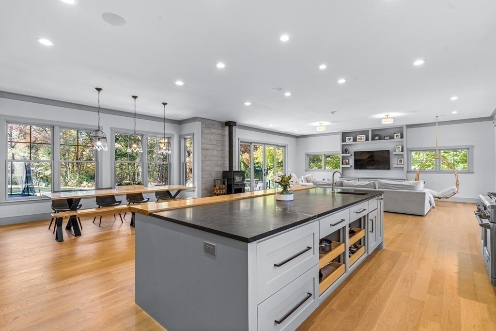 14 Beldon Road Dover, MA 02030 - Photo 10 of 32