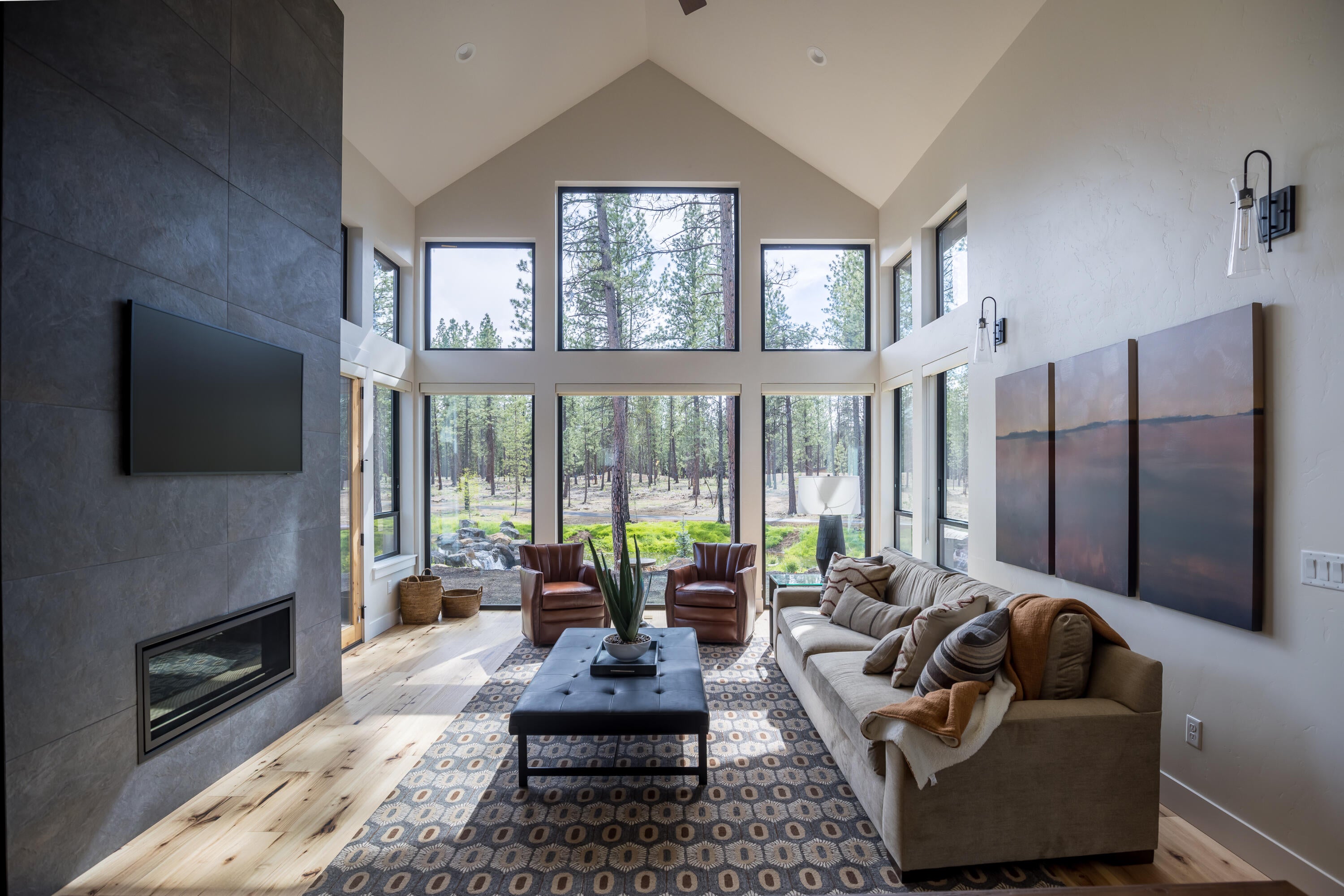 18209 Forestbrook Loop, Unit 20 Bend, OR 97707 - Photo 3 of 55 Great Room