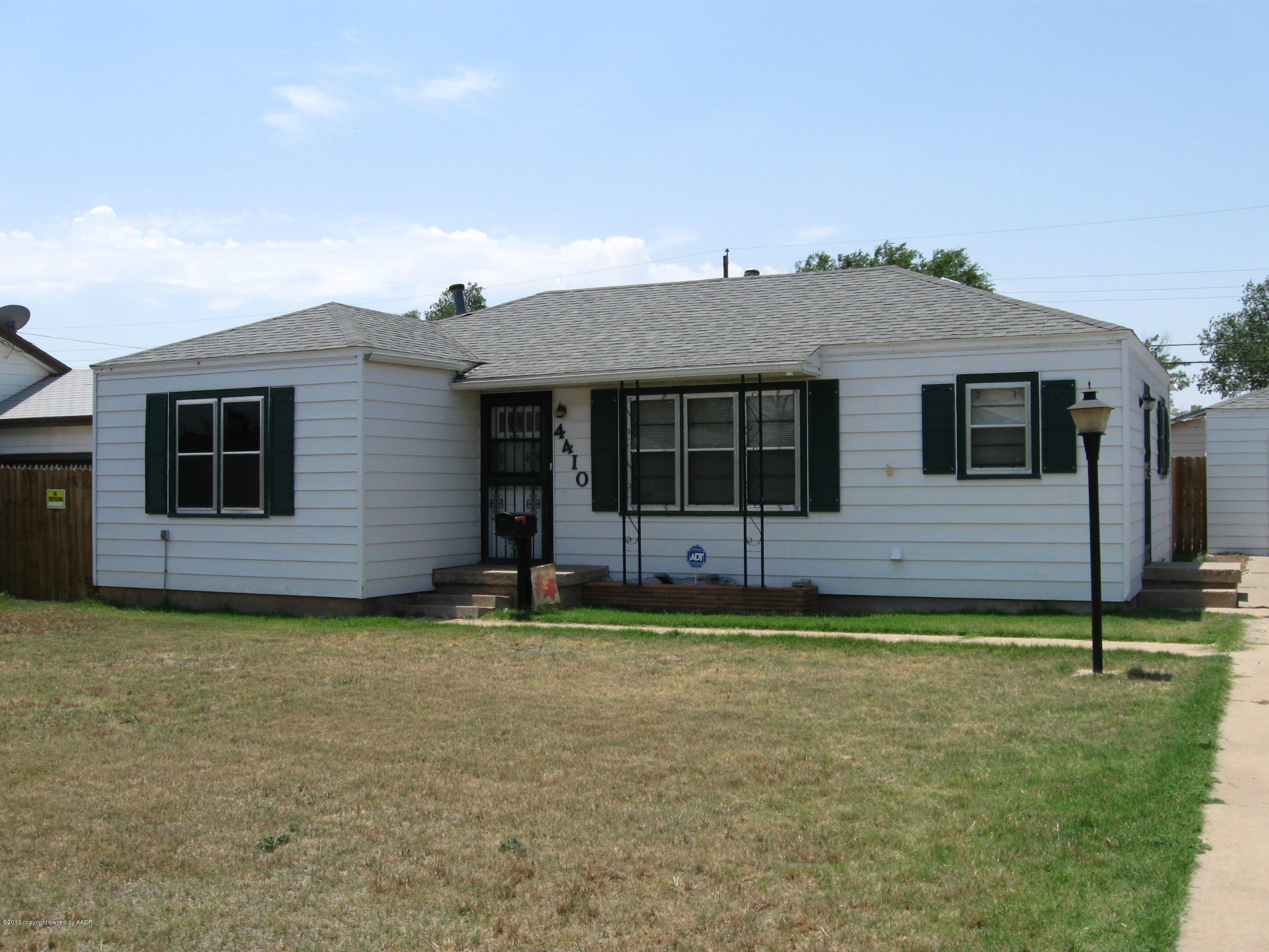 4410 South Lipscomb Street Amarillo, TX 79110 - Photo 19 of 19 a view of a house with yard and porch