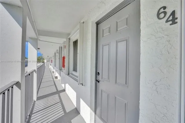 $1,800 | 1816 East Oakland Park Boulevard, Unit 64, Oakland Park, FL 33306