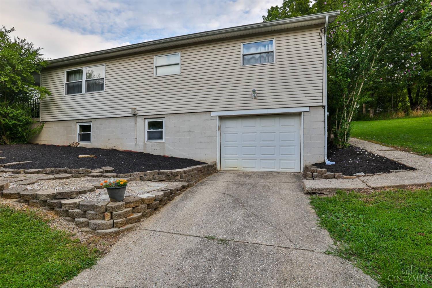 6123 Sheed Road Cincinnati, OH 45247 - Photo 44 of 46 Gallery Image 44