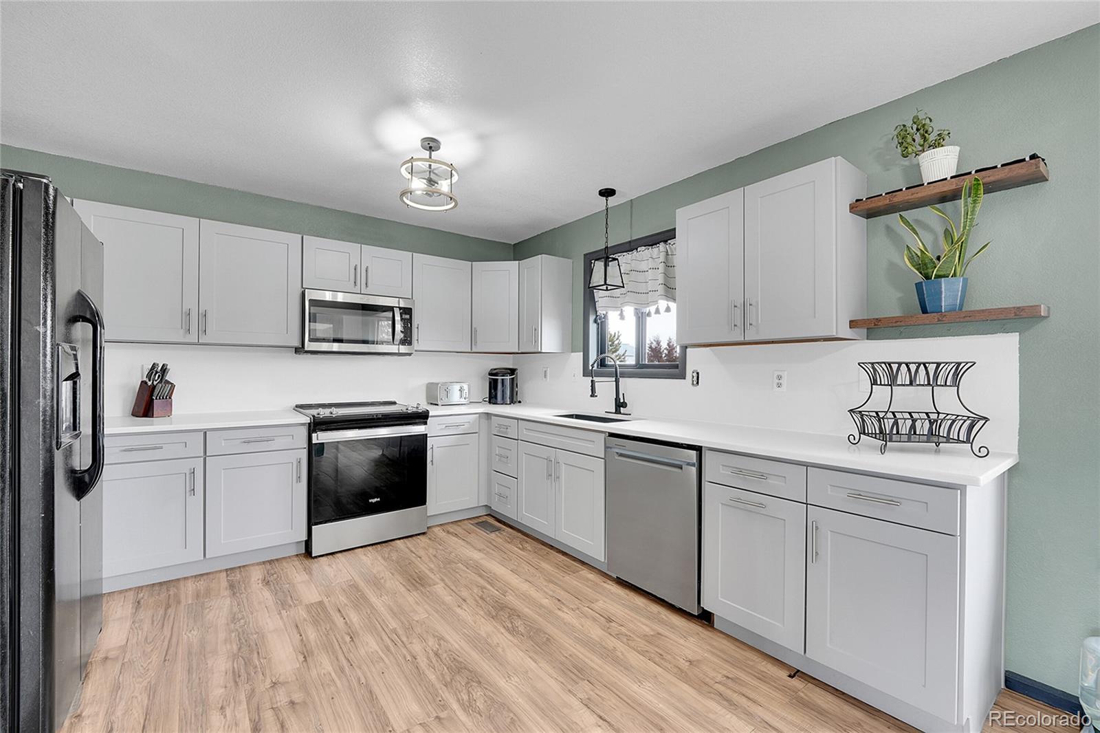 2658 Savage Road Elizabeth, CO 80107 - Photo 7 of 43 Gallery Image 7