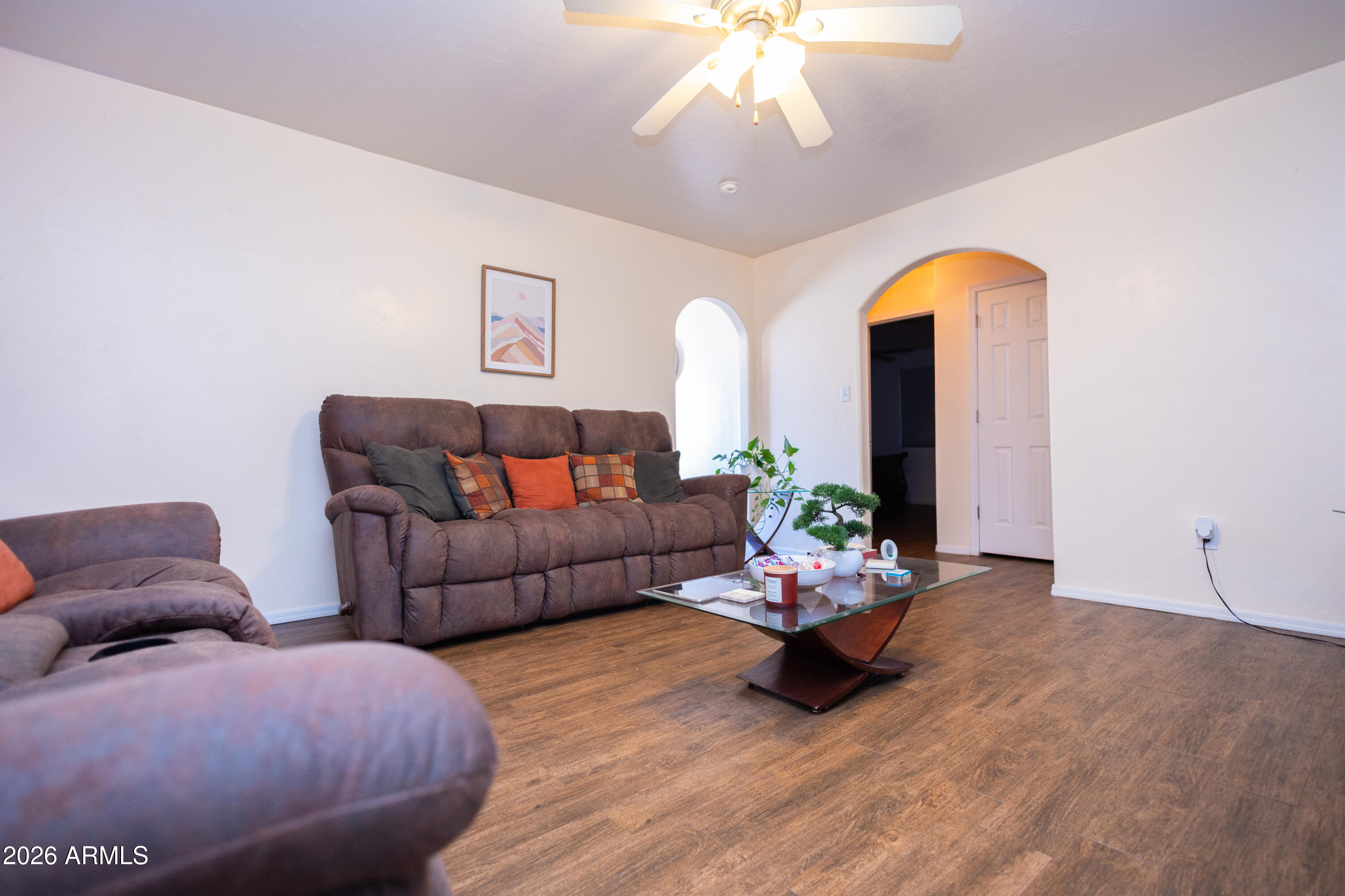 502 Elizabeth Avenue Douglas, AZ 85607 - Photo 14 of 32 Living Room