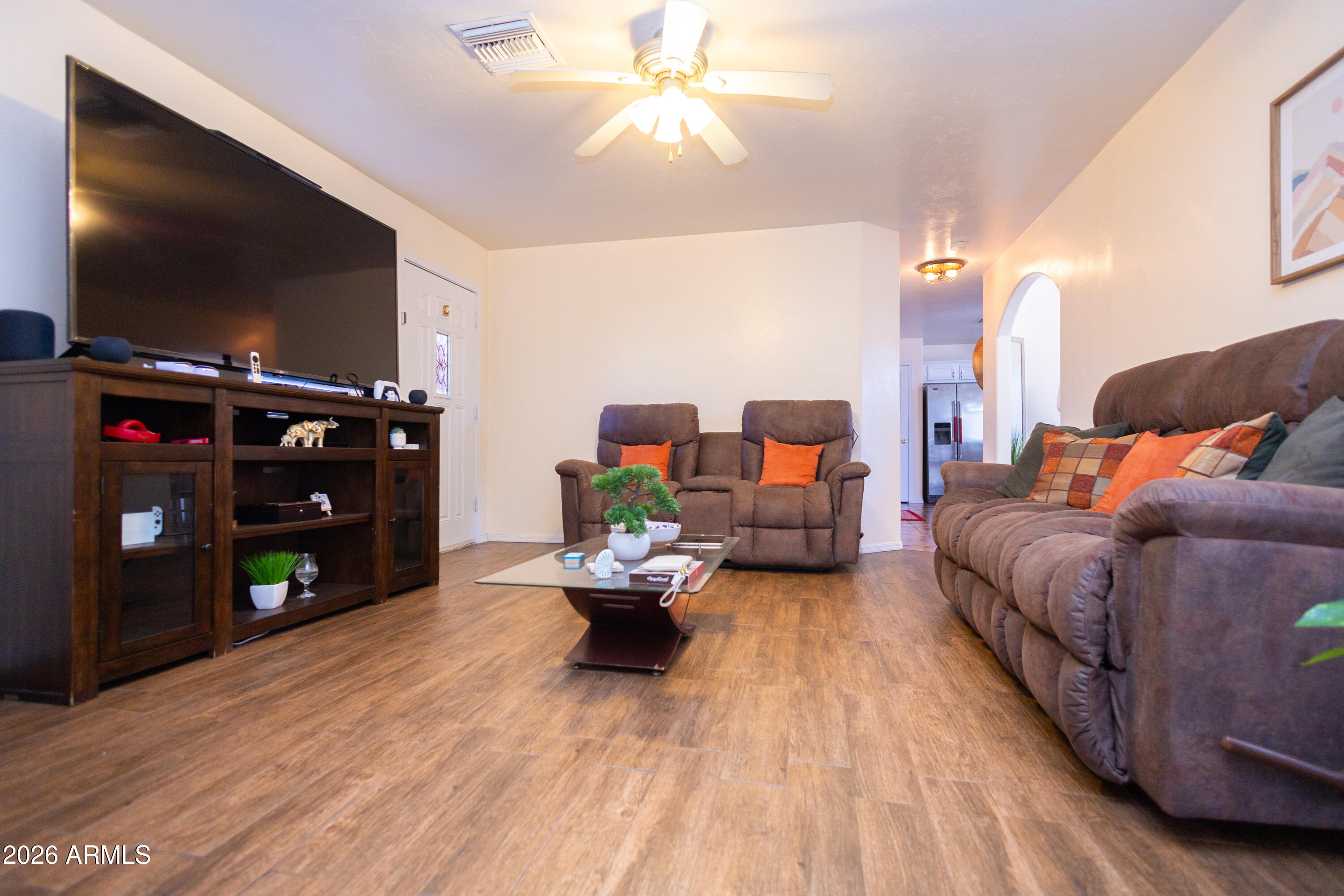 502 Elizabeth Avenue Douglas, AZ 85607 - Photo 15 of 32 Living Room