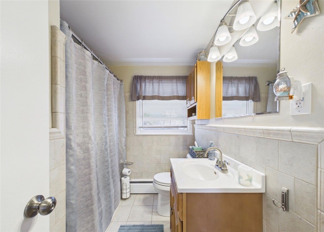 185 Vineyard Road Warwick, RI 02889 - Photo 14 of 20