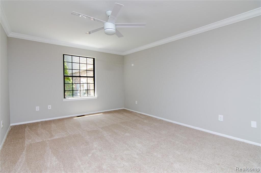 29666 Pine Ridge Circle Farmington Hills, MI 48331 - Photo 16 of 19