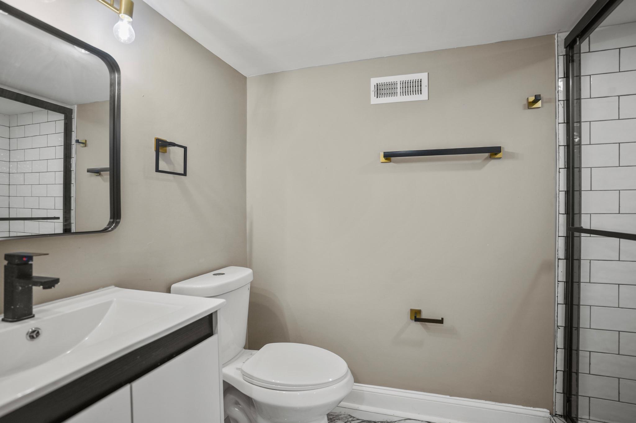 1714 East 28th Street Baltimore, MD 21218 - Photo 25 of 27 Full bathroom in basement