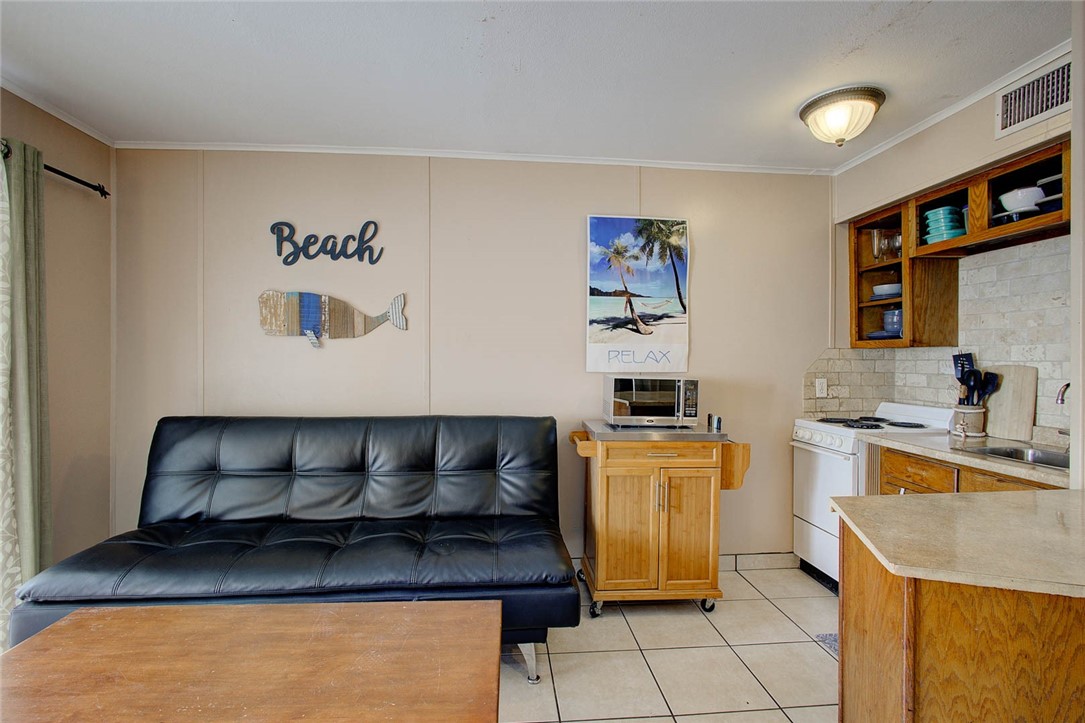 3938 Surfside Boulevard, Unit 3114 Corpus Christi, TX 78402 - Photo 6 of 20