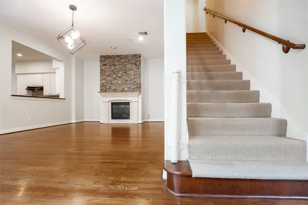$2,790 | 2923 Royal Oaks Crest, Houston, TX 77082
