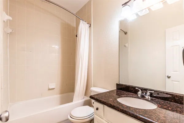 $2,790 | 2923 Royal Oaks Crest, Houston, TX 77082
