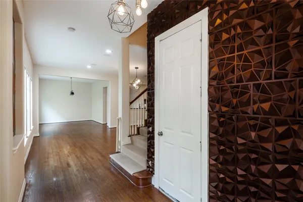 $2,790 | 2923 Royal Oaks Crest, Houston, TX 77082