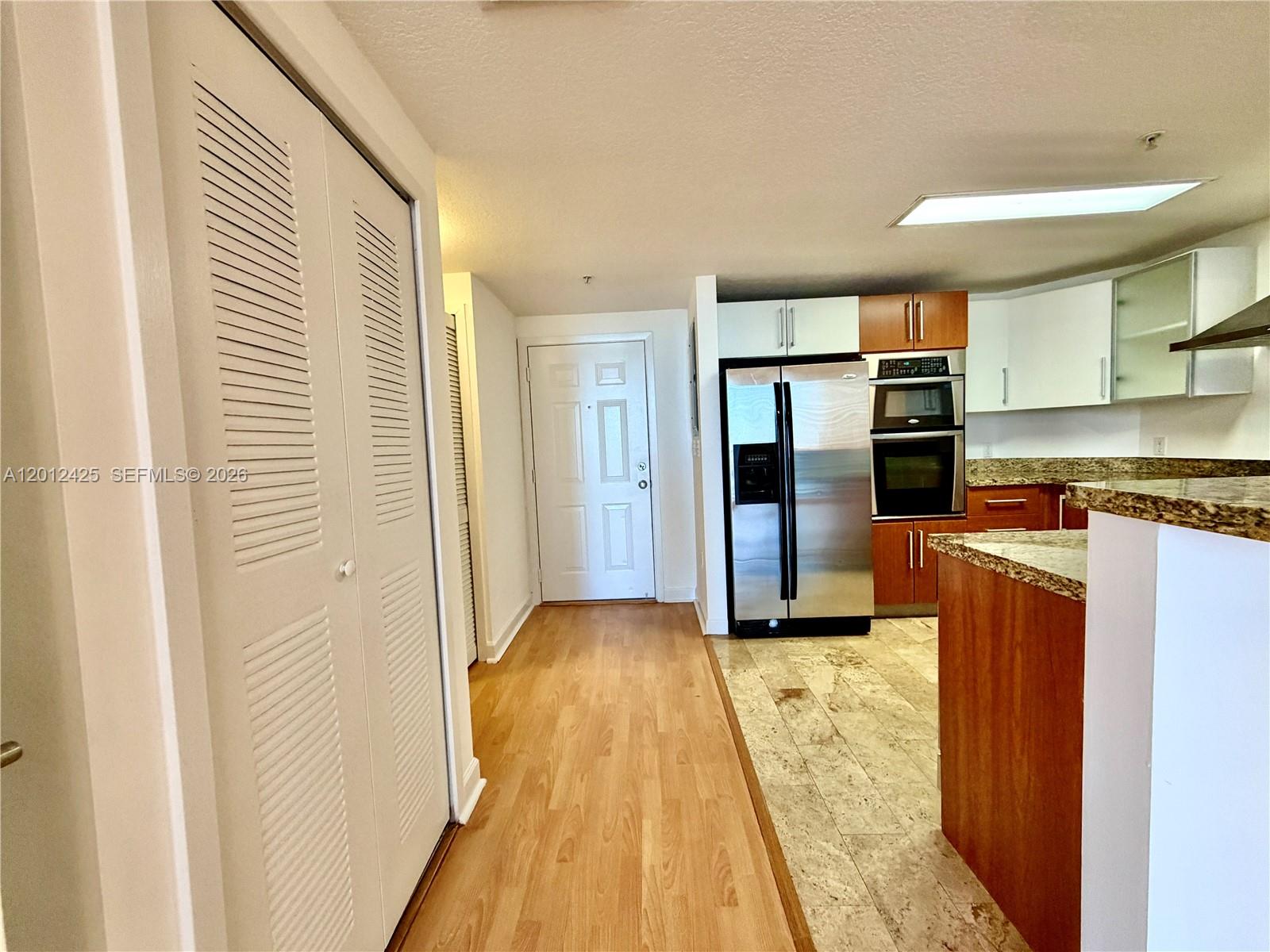 170 Southeast 14th Street, Unit 2906 Miami, FL 33131 - Photo 12 of 33