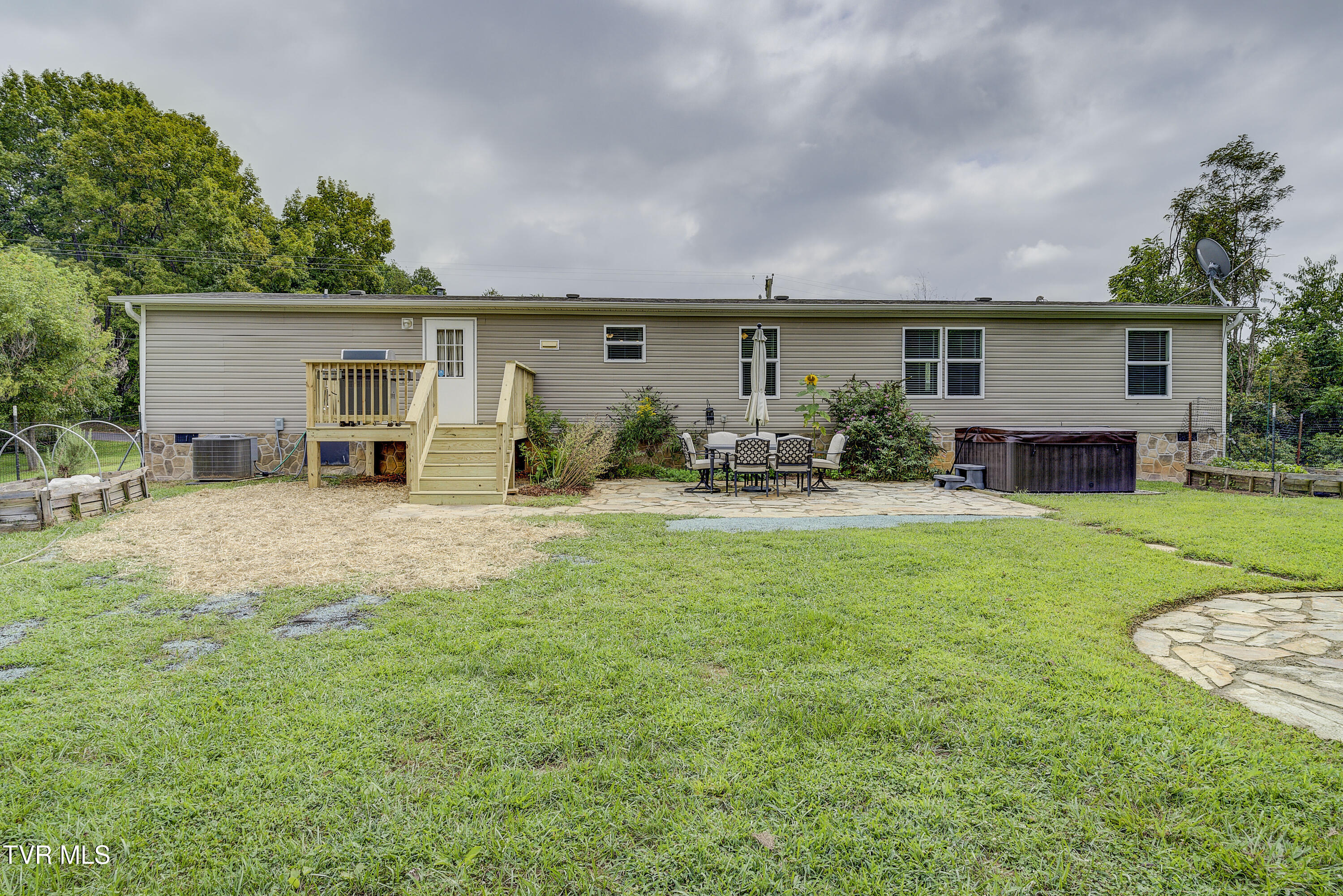 201 Hartsell Road Jonesborough, TN 37659 - Photo 39 of 81 Back