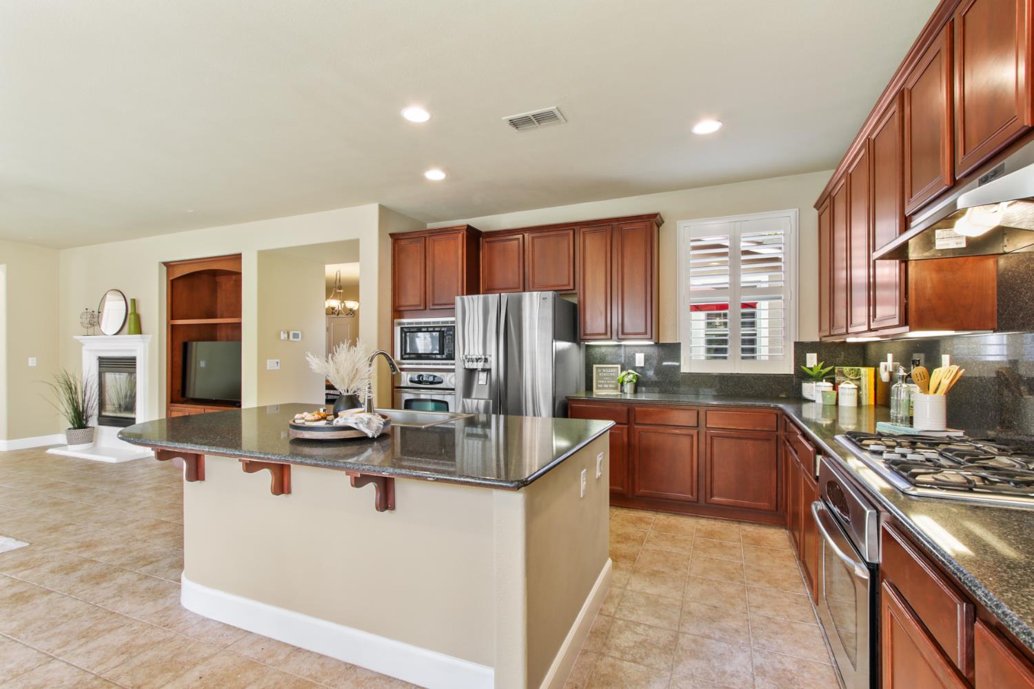 5950 Tanus Circle Rocklin, CA 95677 - Photo 18 of 70