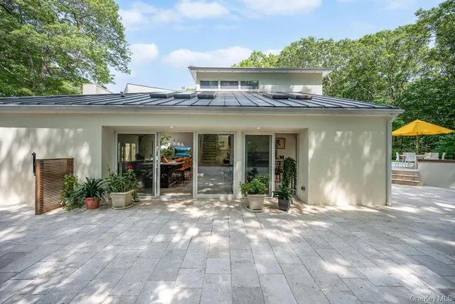 $4,249,999 | 2222 Noyack Road, Sag Harbor, NY 11963