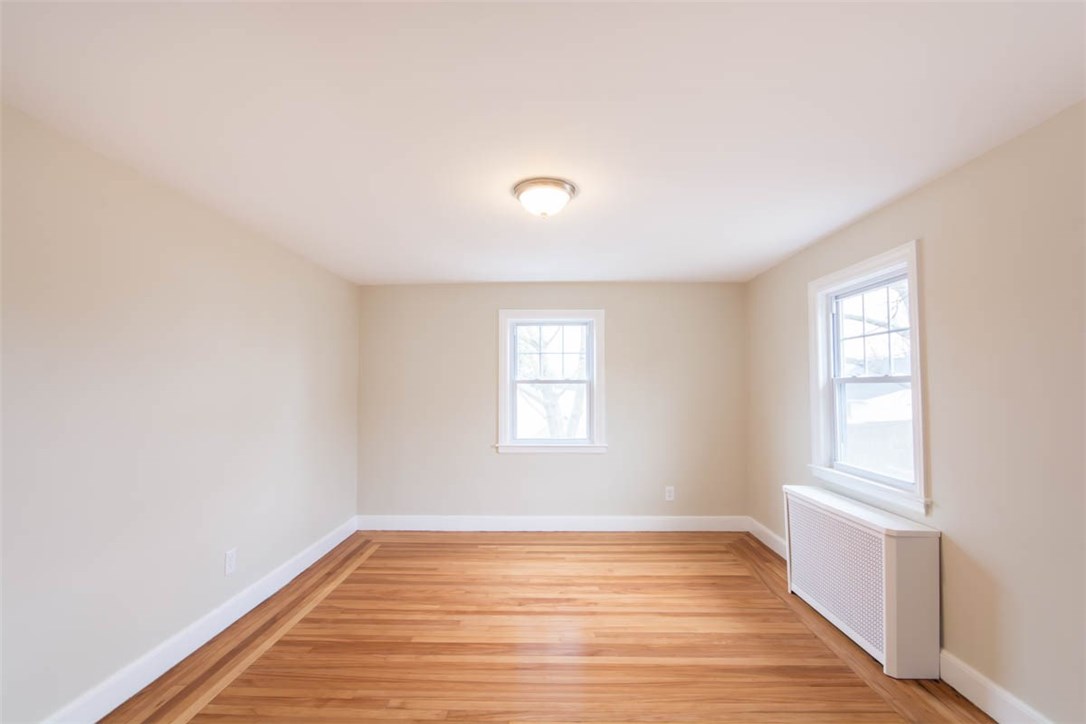 105 Bryant Road Cranston, RI 02910 - Photo 26 of 37 Gallery Image 26