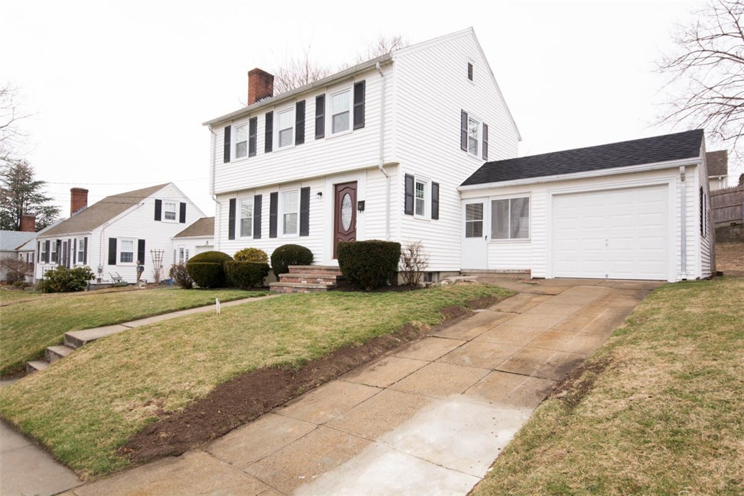 105 Bryant Road Cranston, RI 02910 - Photo 3 of 37 Gallery Image 3