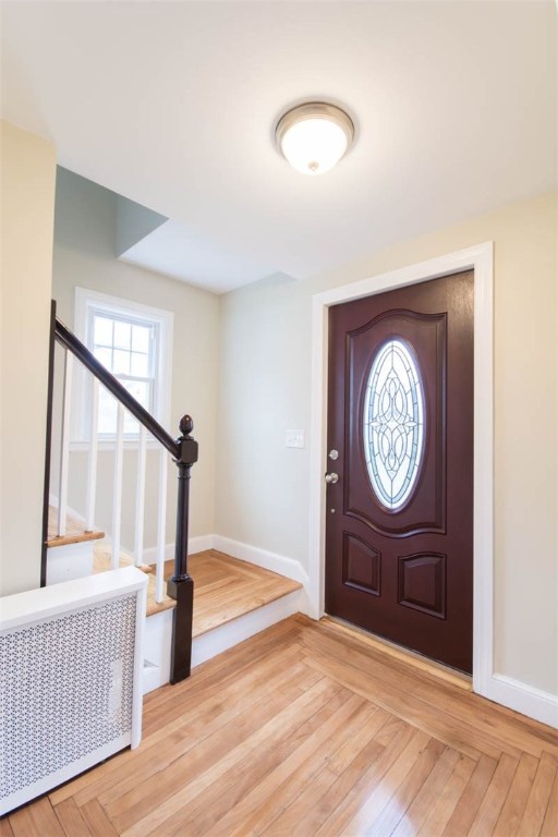 105 Bryant Road Cranston, RI 02910 - Photo 4 of 37 Gallery Image 4