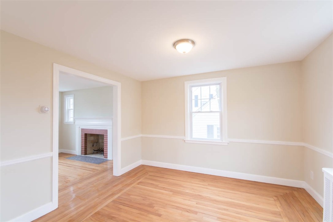 105 Bryant Road Cranston, RI 02910 - Photo 6 of 37 Gallery Image 6