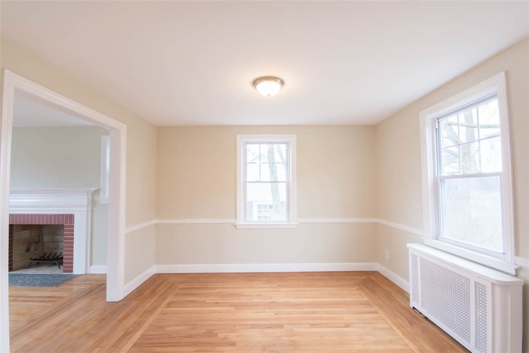 105 Bryant Road Cranston, RI 02910 - Photo 8 of 37 Gallery Image 8