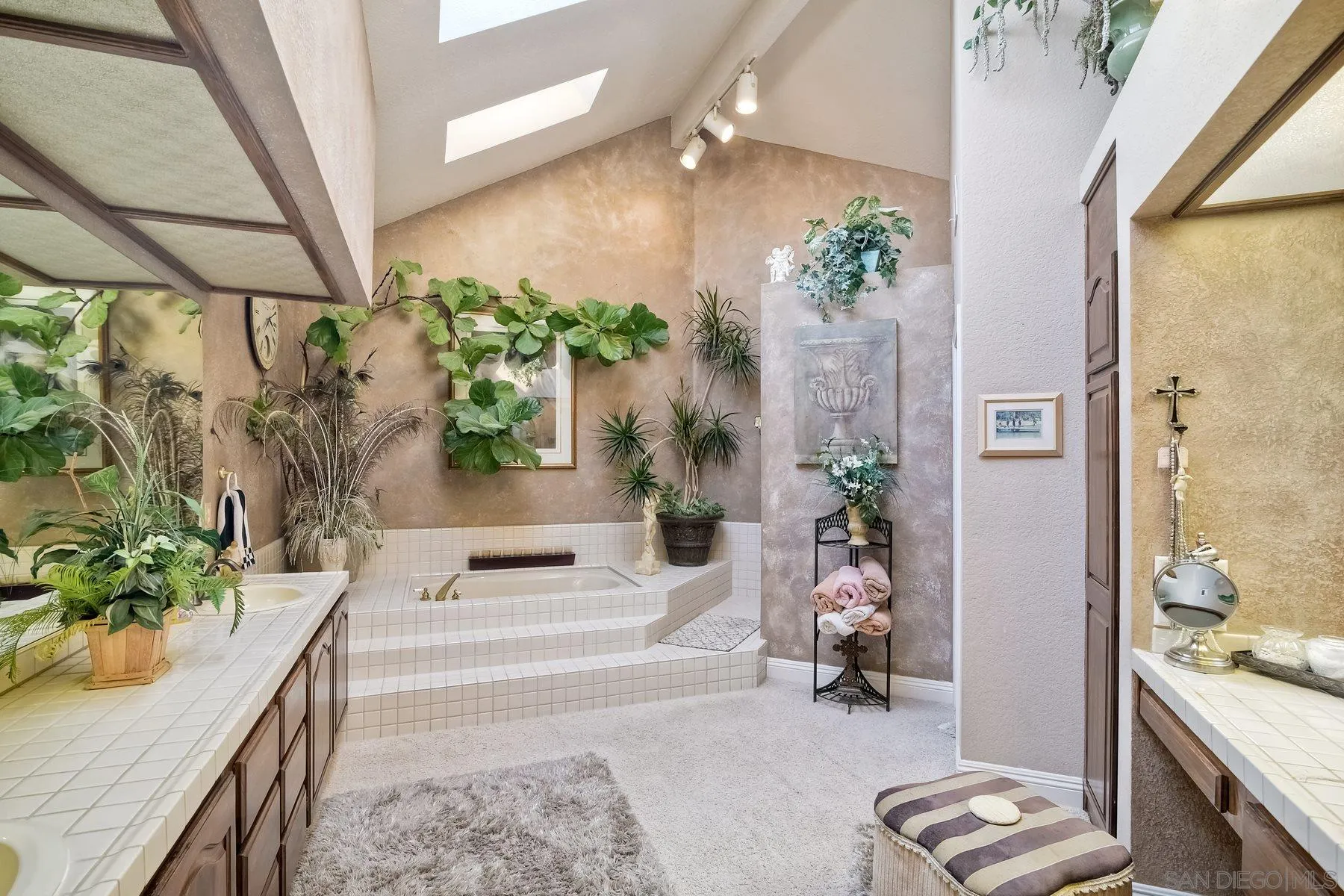 14248 Ipava Drive Poway, CA 92064 - Photo 21 of 34 a living room with patio furniture