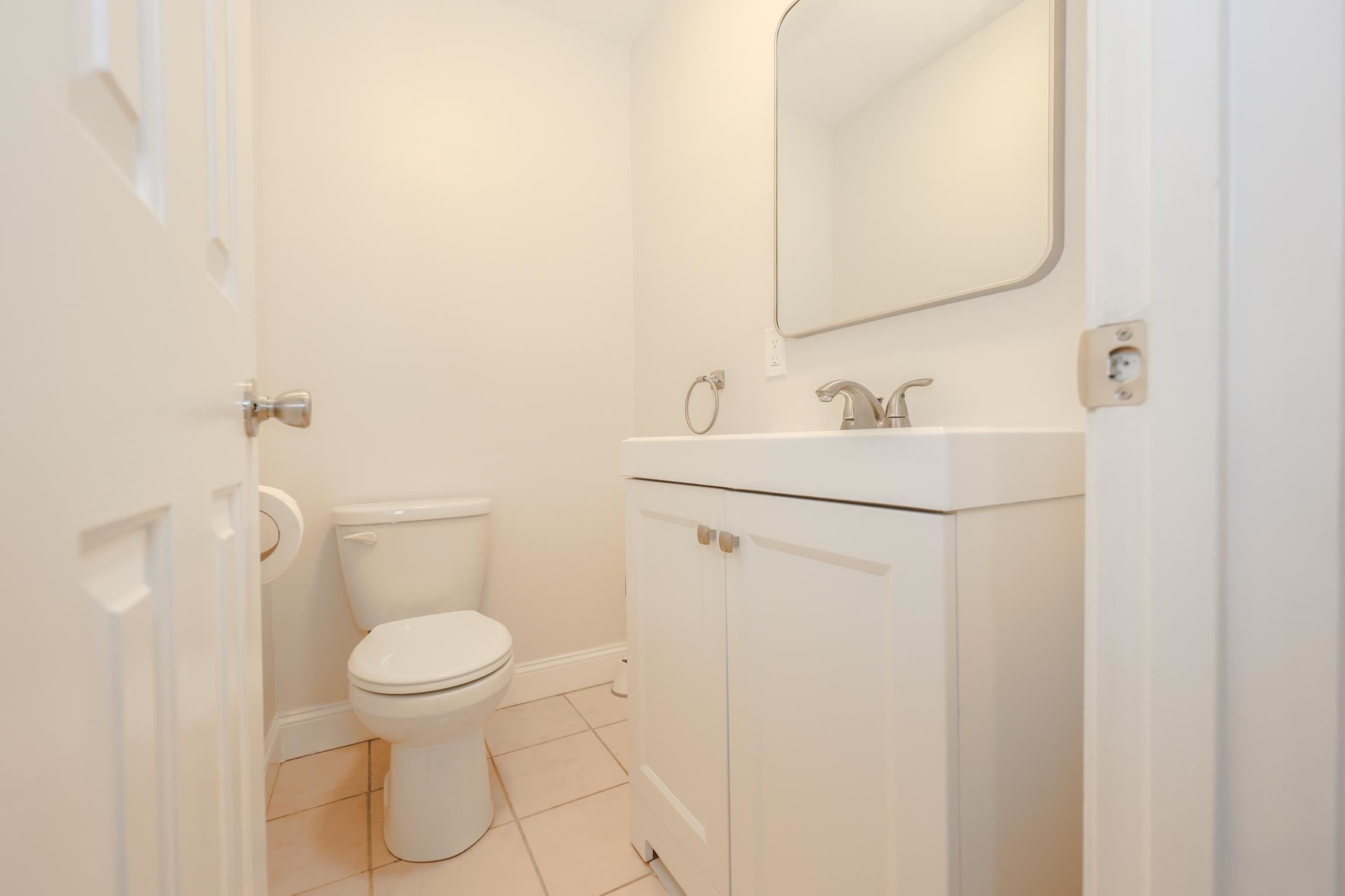1465 Hooksett Road, Unit 10 Hooksett, NH 03106 - Photo 11 of 29 Gallery Image 11