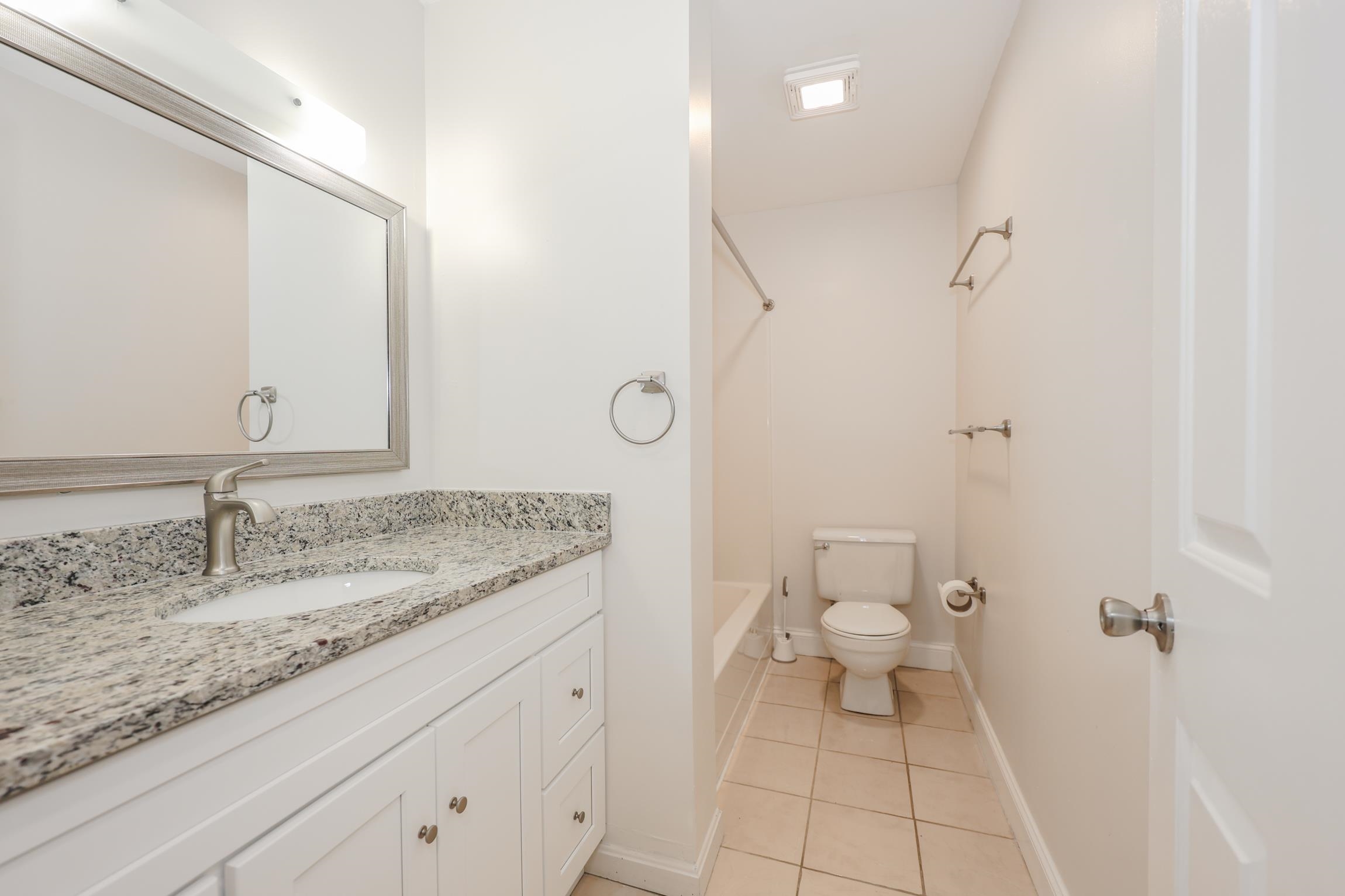 1465 Hooksett Road, Unit 10 Hooksett, NH 03106 - Photo 16 of 29 Gallery Image 16
