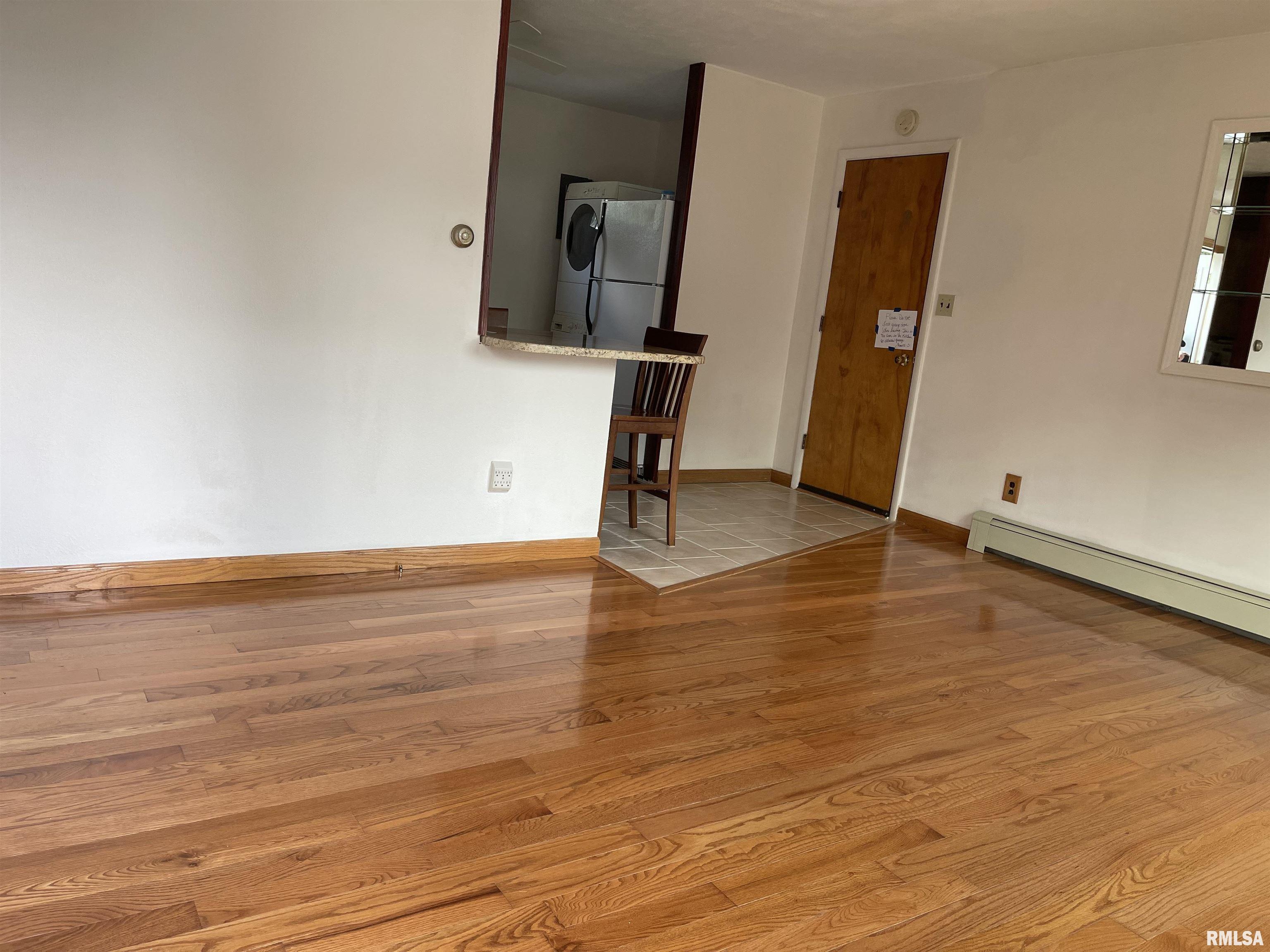 43 Lilac Lane Springfield, IL 62702 - Photo 4 of 11 Gallery Image 4