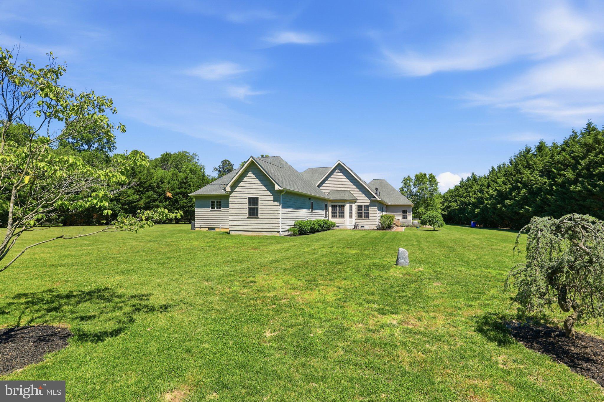 16932 Fitzgeralds Road Lincoln, DE 19960 - Photo 7 of 103 Spacious home on lush green grounds.