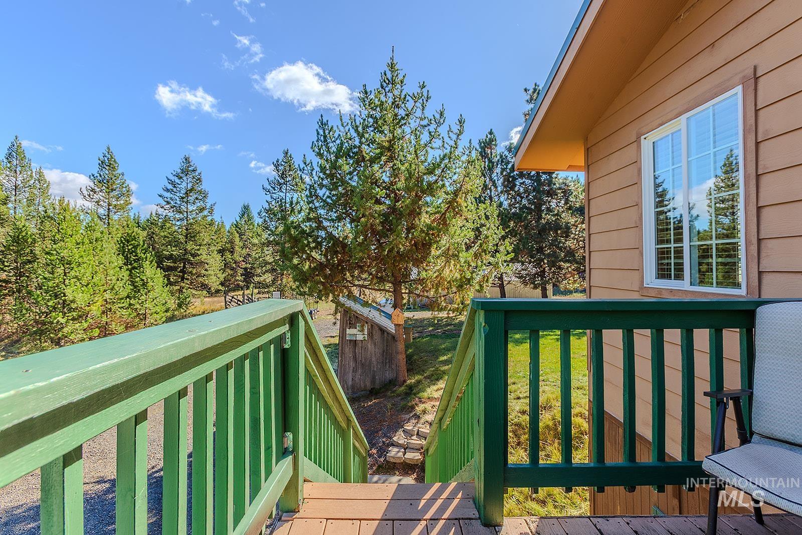 25314 Soldiers Meadow Road Winchester, ID 83555 - Photo 35 of 45 View of wooden deck