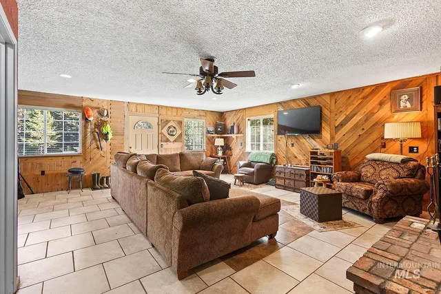 $549,500 | 25314 Soldiers Meadow Road, Winchester, ID 83555