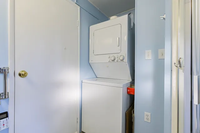 $180,000 | 15 Stone Hedge Road, Westbrook, CT 06498