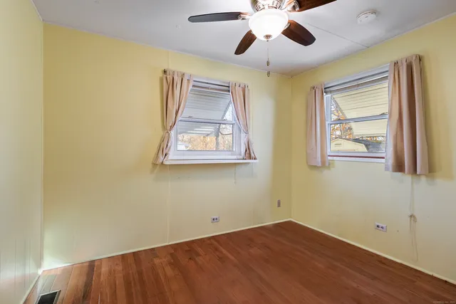 $180,000 | 15 Stone Hedge Road, Westbrook, CT 06498