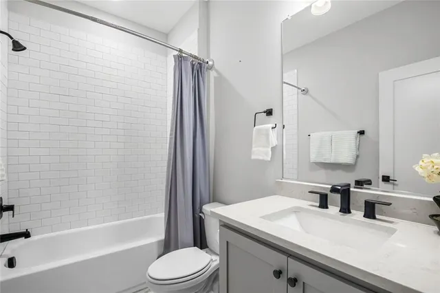 $464,900 | 2517 Oakbourne Lane, Smyrna, GA 30080