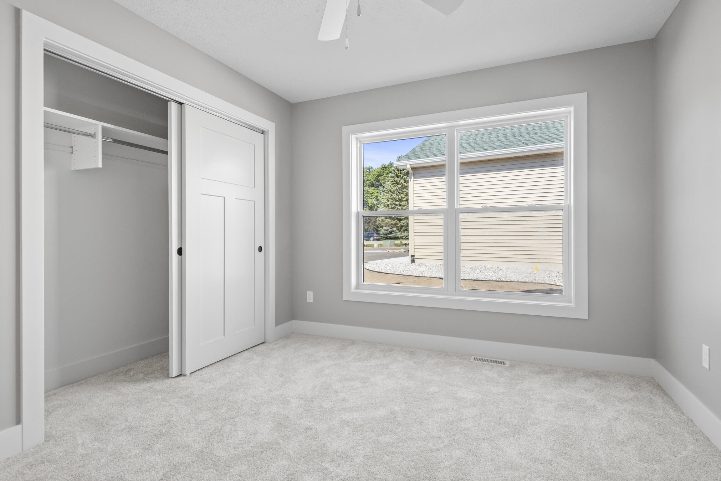1941 Pine Ridge Drive Manistee, MI 49660 - Photo 16 of 46 Guest bedroom