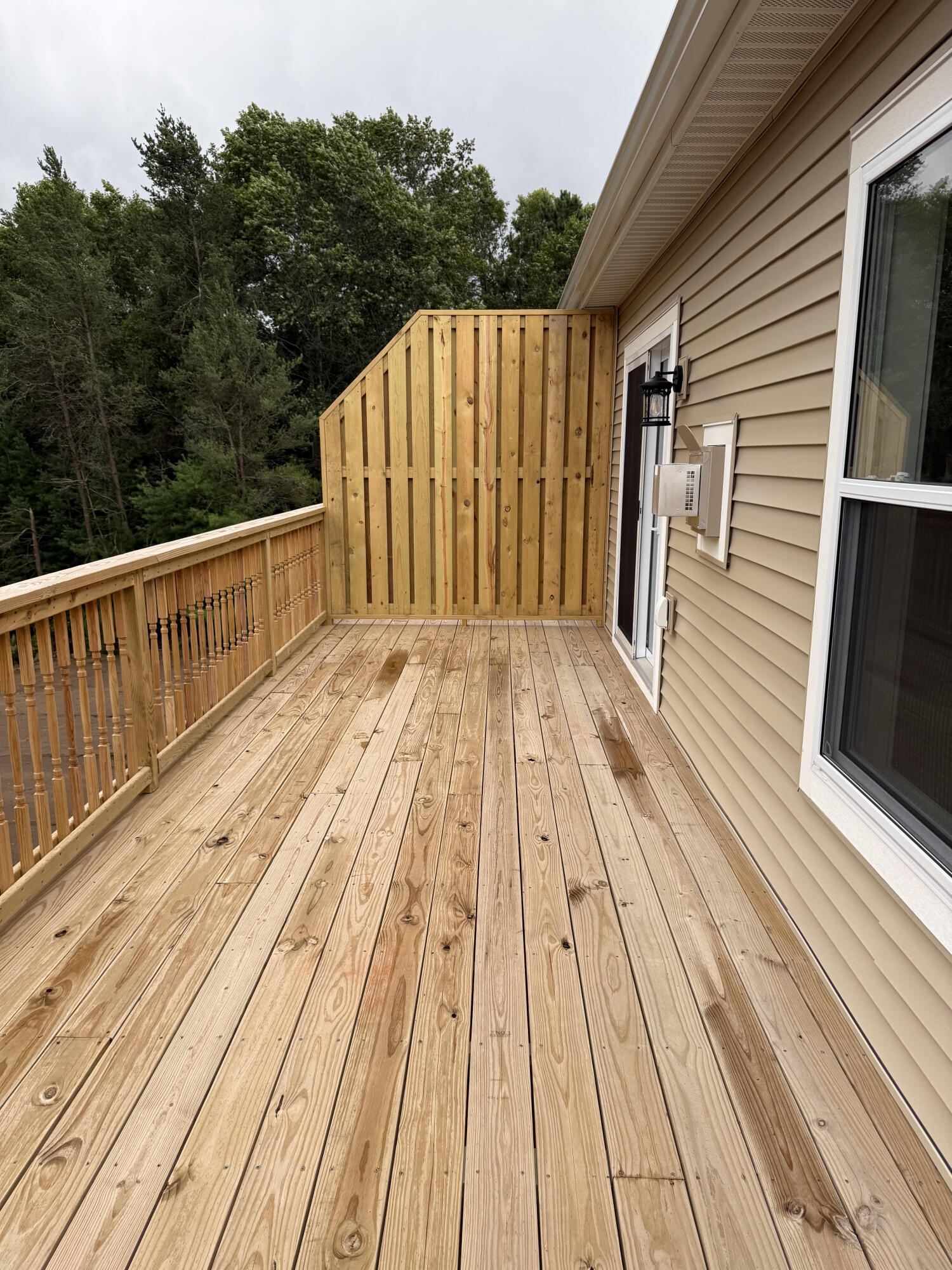 1941 Pine Ridge Drive Manistee, MI 49660 - Photo 21 of 46 Deck