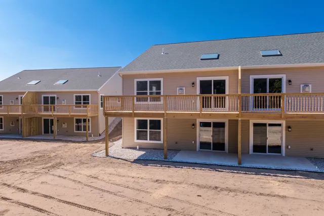 $425,000 | 1941 Pine Ridge Drive, Manistee, MI 49660