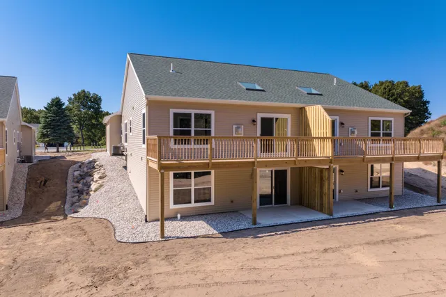 $425,000 | 1941 Pine Ridge Drive, Manistee, MI 49660