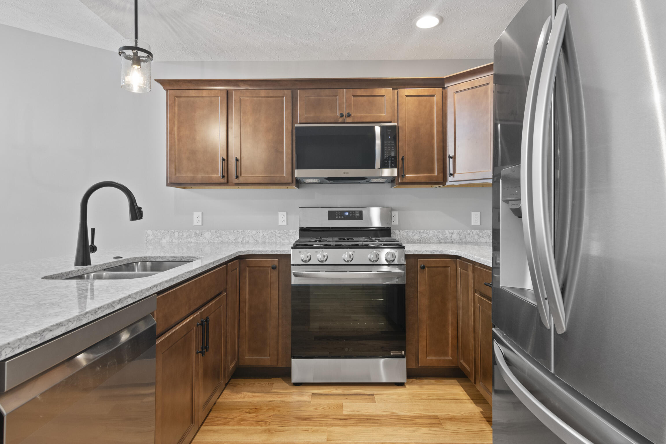 1941 Pine Ridge Drive Manistee, MI 49660 - Photo 8 of 46 Kitchen
